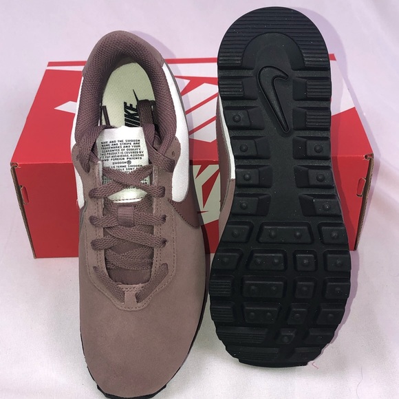 Nike Pre-Love O.X. Sneakers - Picture 6 of 6